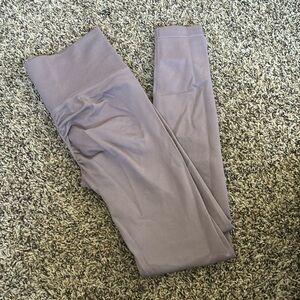 Athletic Scrunch Leggings